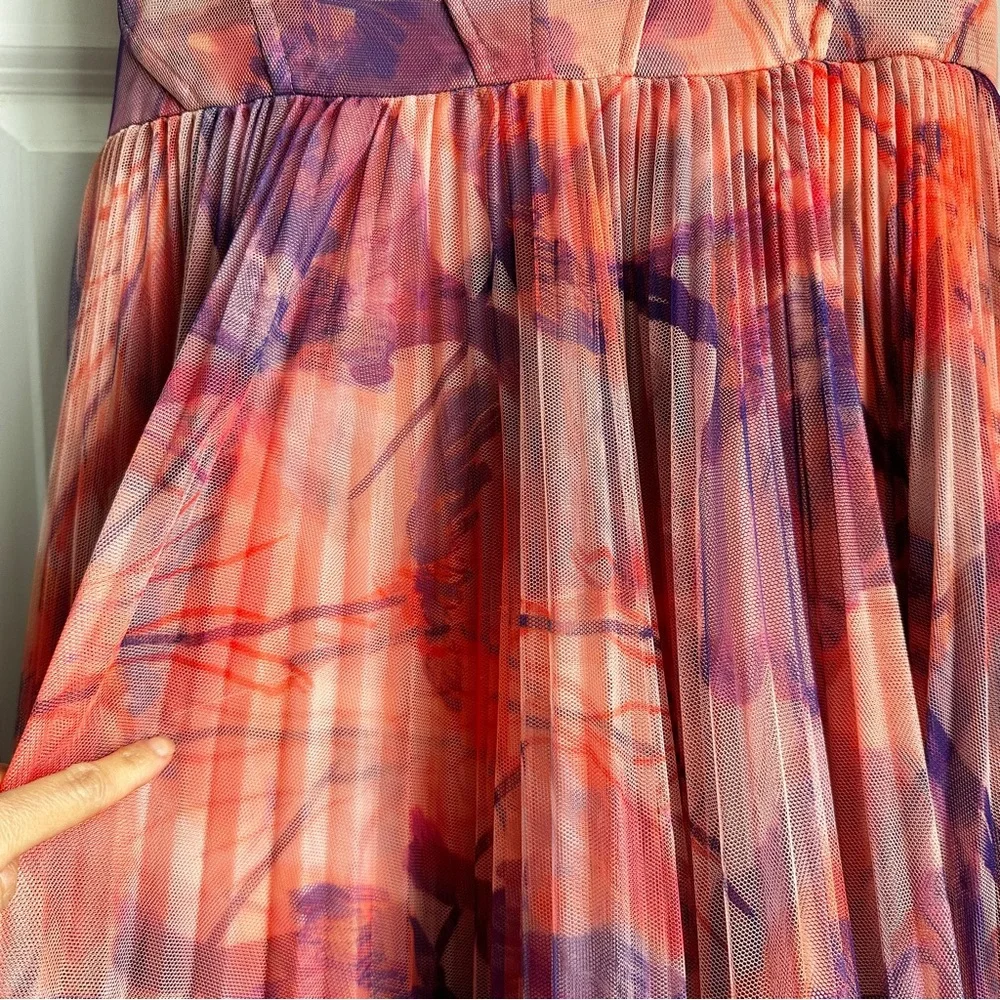 Hutch Amara Pleated Bustier Sweetheart Midi Dress - Picture 9 of 13